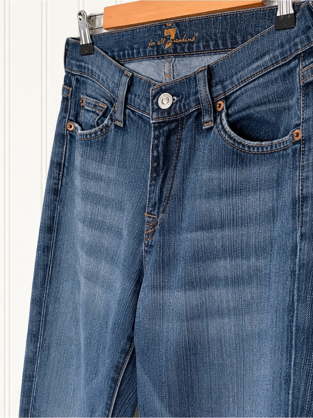 7 For All Mankind Bootcut Jeans in Size 28 | Medium Wash-Low-Rise Stretch Denim - Picture 6 of 16
